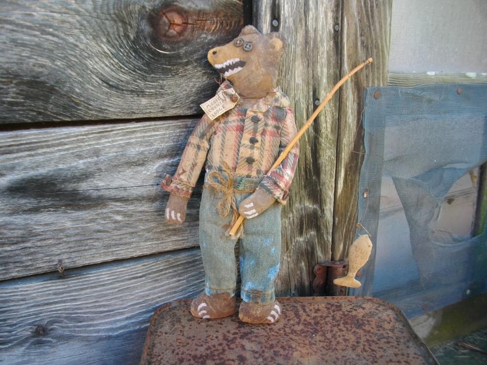 Primitive Folk Art Bear With Fishing Pole - Country, Lodge Or Cabin Decor