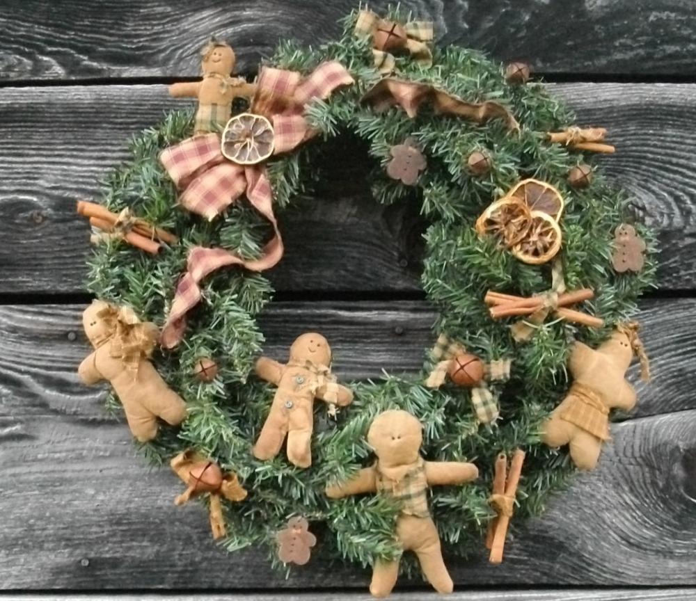 Christmas Wreath - Gingerbread Men -22 In Pine Wreath - Hand-made Gingers, Dried Citrus - Homespun Wrapped Cinnamon Sticks And Rusty Bells